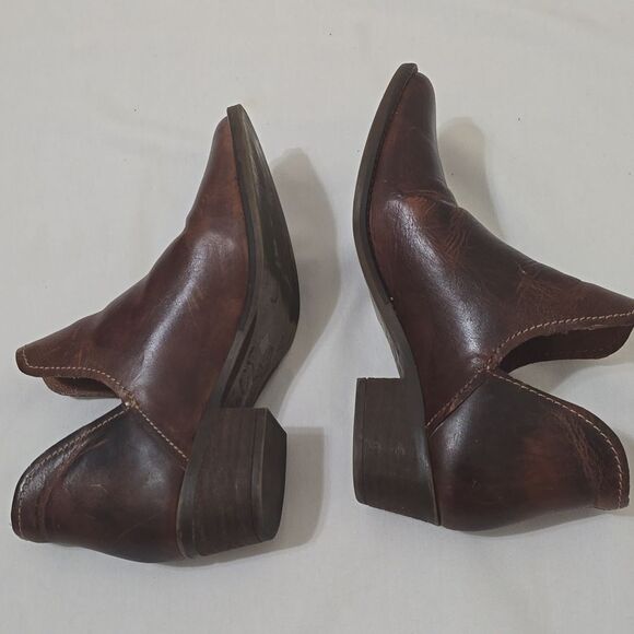 Steve Madden austin bootie 6 - Picture 3 of 6